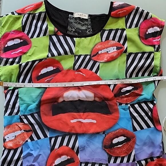 Love J Lauren Moshi Style Lips Top Size XL - Picture 4 of 6